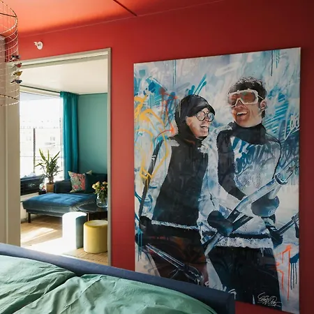 Colourful Flat With Private Terrace In Tjuvholmen *