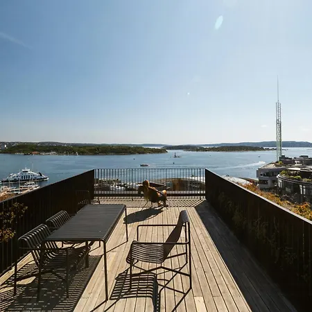 Colourful Flat With Private Terrace In Tjuvholmen Apartament